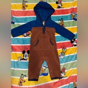 Carter’s Baby Winter Onesie •Size 6 Months